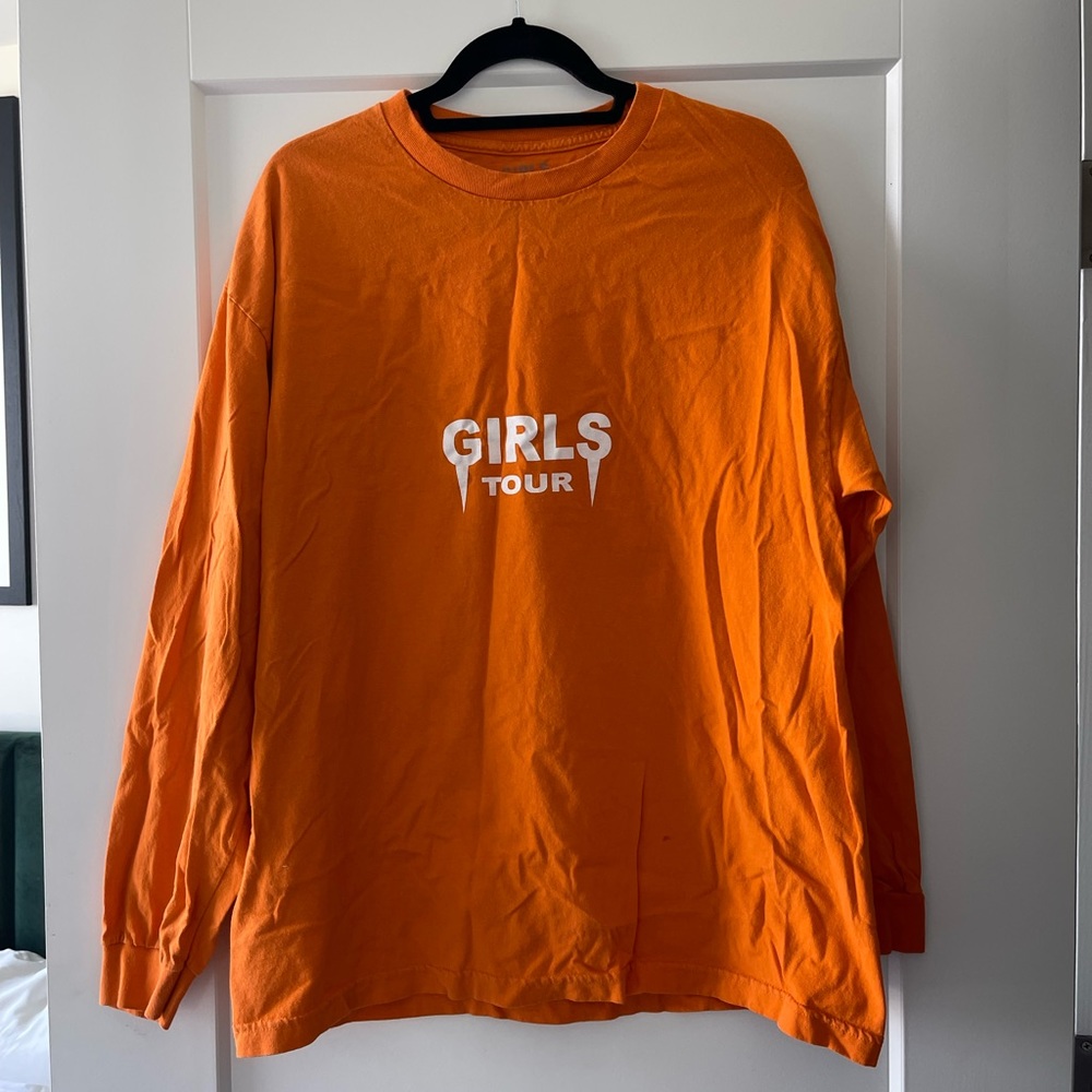 SORELLA boutique girls tour tshirt